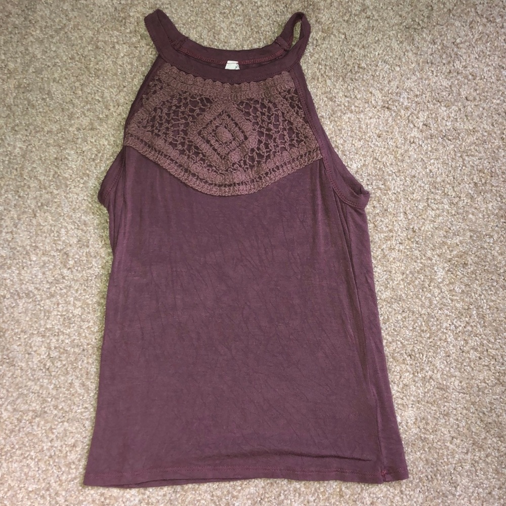 maroon halter top